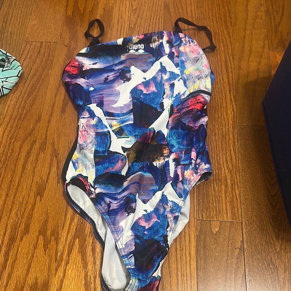 Arena Swim One-Piece - Multicolor